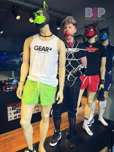 Boundinprogress actrice de sexe photo