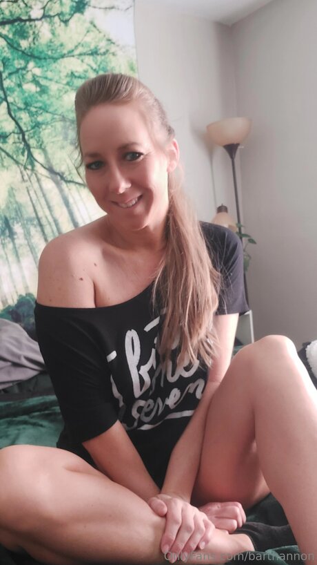 fanatique de hotwife infidèle art de haute qualité img