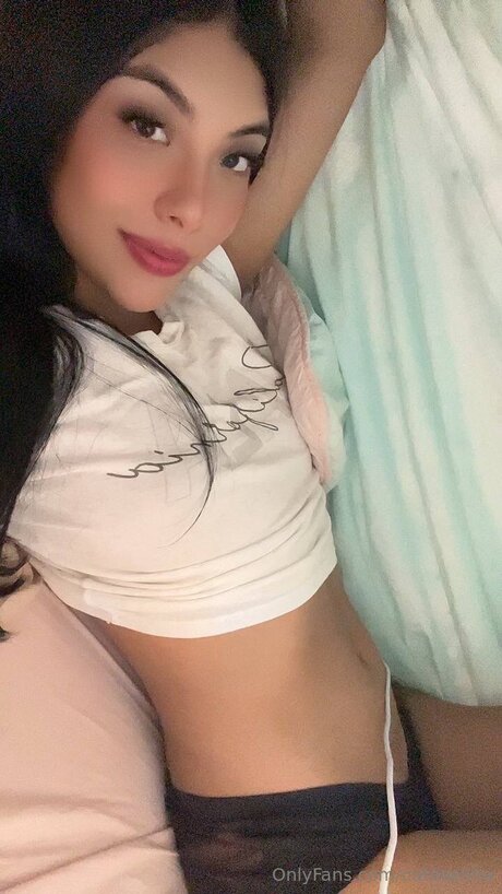 Cuteselina star du porno hd photos