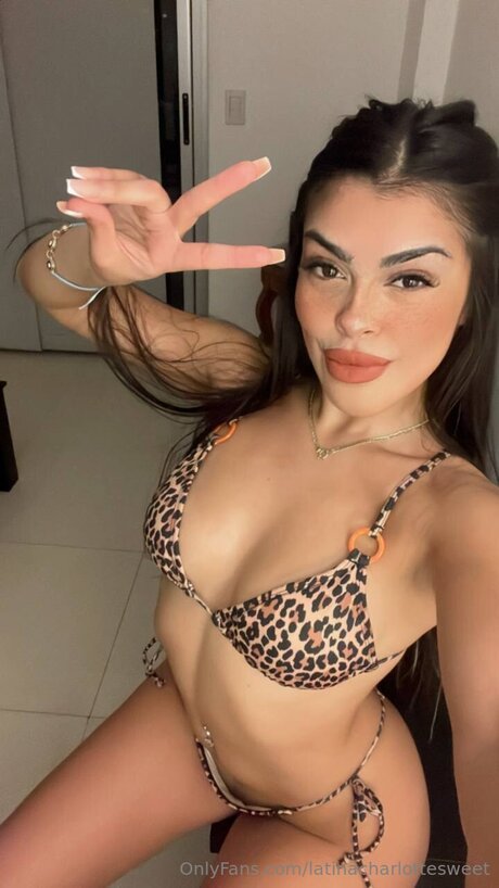 Verenacute modèle xxx galerie