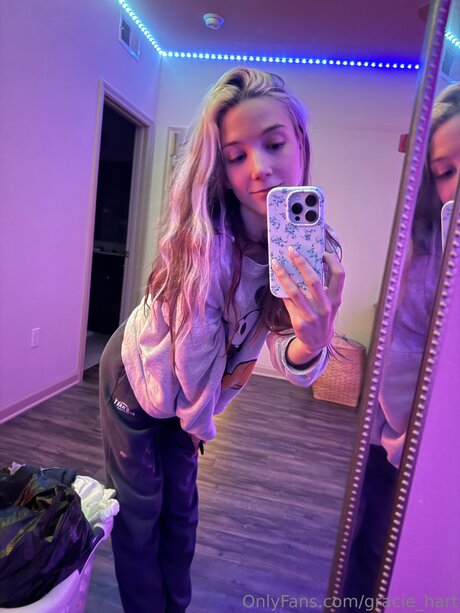 cameltoe uniquementfans haut sexy photos