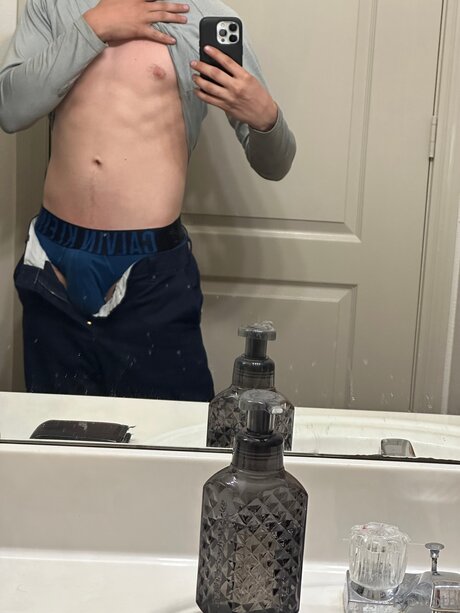 Tyemoto joli modèle archive