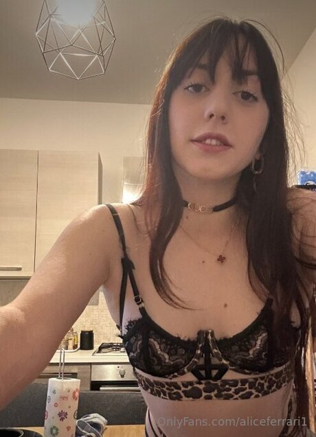 Aliceferrari1 actrice sexy images