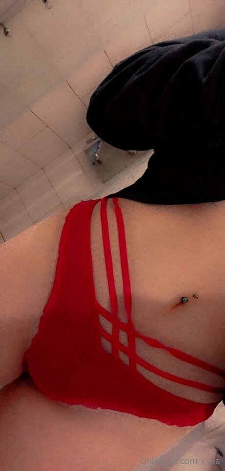 fans de travestis uniquement art xxx image