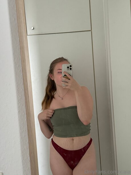 X Aia star du porno de haute qualité photo