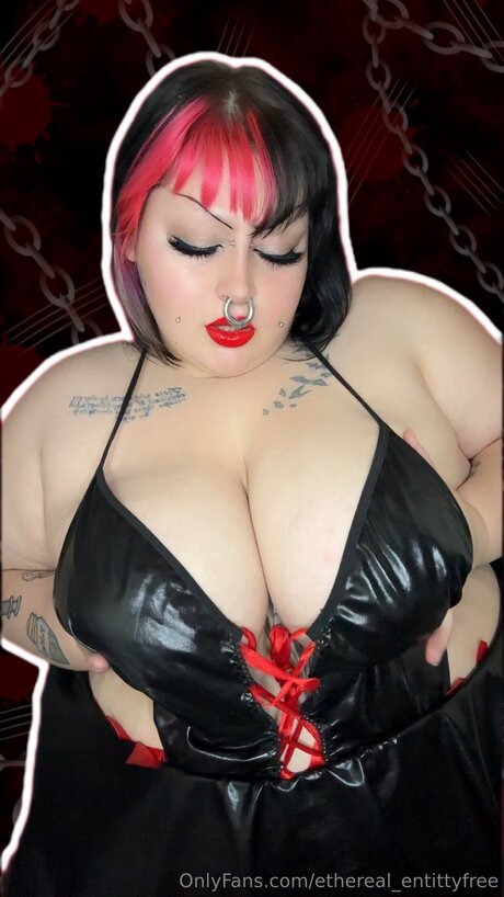 Ethereal Entittyfree modèle sexy images