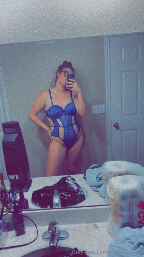 U491224510 jolie star du porno des photos