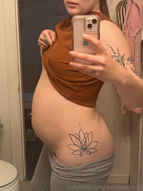 Therealdivinity modèle hd image