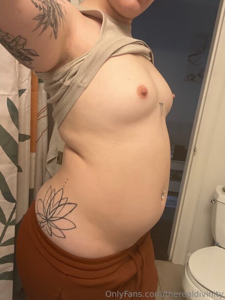 Therealdivinity modèle parfait collection