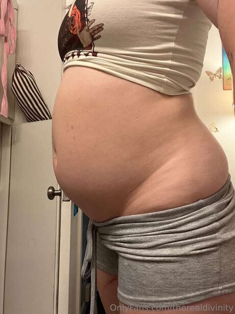 Therealdivinity étoile de haute qualité image