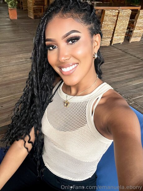 Emanuela Ebony modèles nus images