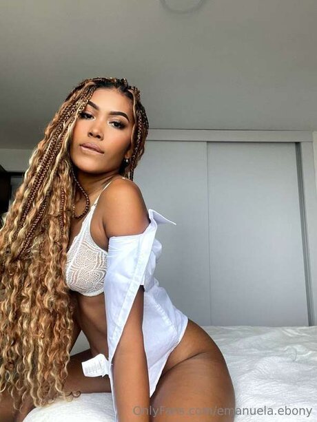 Emanuela Ebony star du porno xxx images