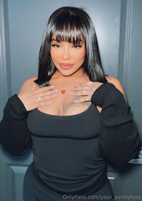 Your Sunnyfoxy étoile érotique photos