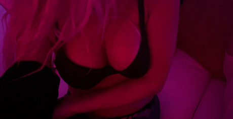 sexyserbian modèle nu photo