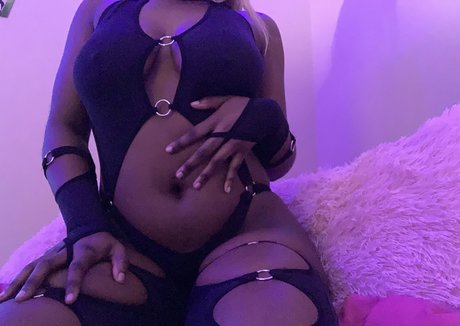 kxttxe jolie étoile photo