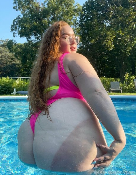 onlygwen actrice sexy photos