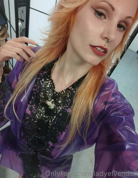 ladyelvendoll star du porno sexy image