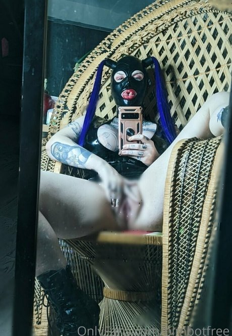 bimbotfree modèle adulte archive