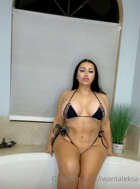 iwantaleksa star exclusive photo
