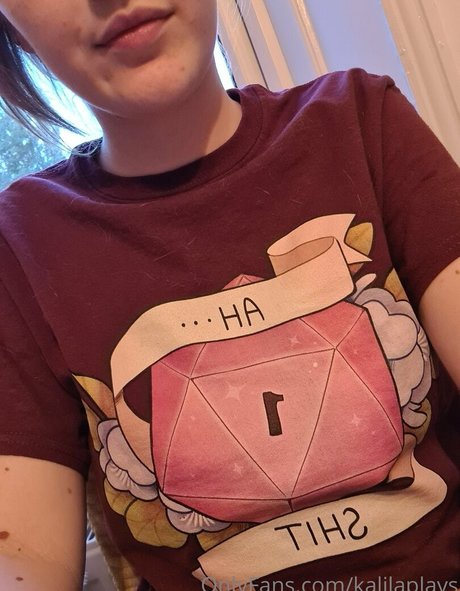 kalilaplays star du porno parfaite des photos