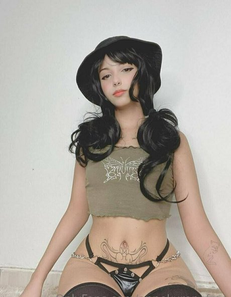 annekuronofree modèle nu collection