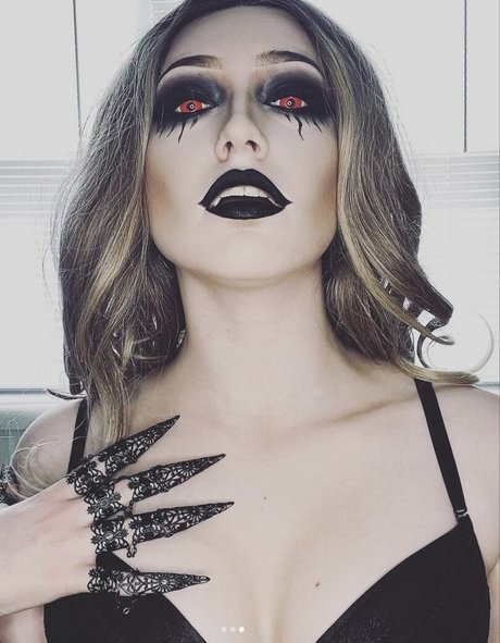 hippies uniquementfans hd jolie galerie