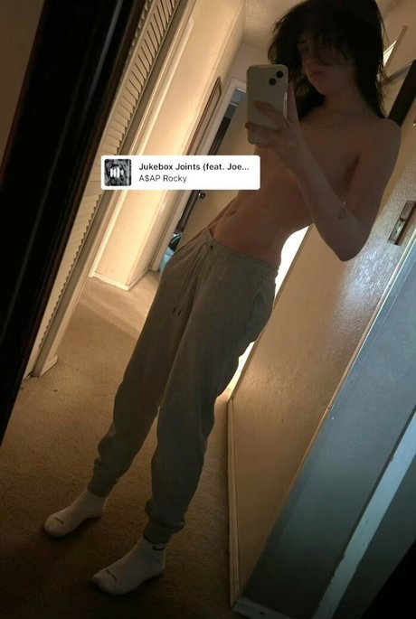 Astrouxx actrice artistique images