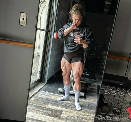 Quad queen art star du porno des photos