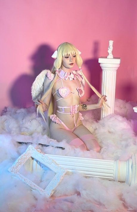 moondays ok modèle pornographique photos