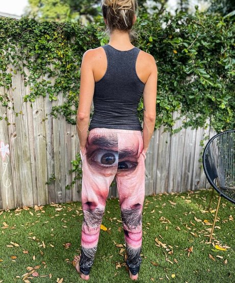 Allie Wes étoile de l'art galerie