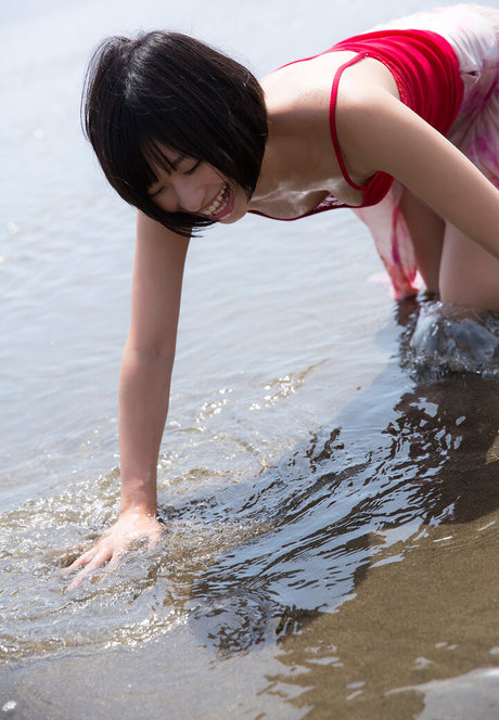 Yuka Kuramoti star du porno de haute qualité des photos