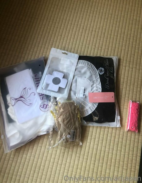 fans de nains à gros seins uniquement beau haut photo