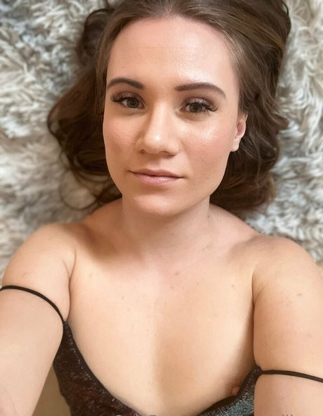 jennywillson nus de stars du porno img