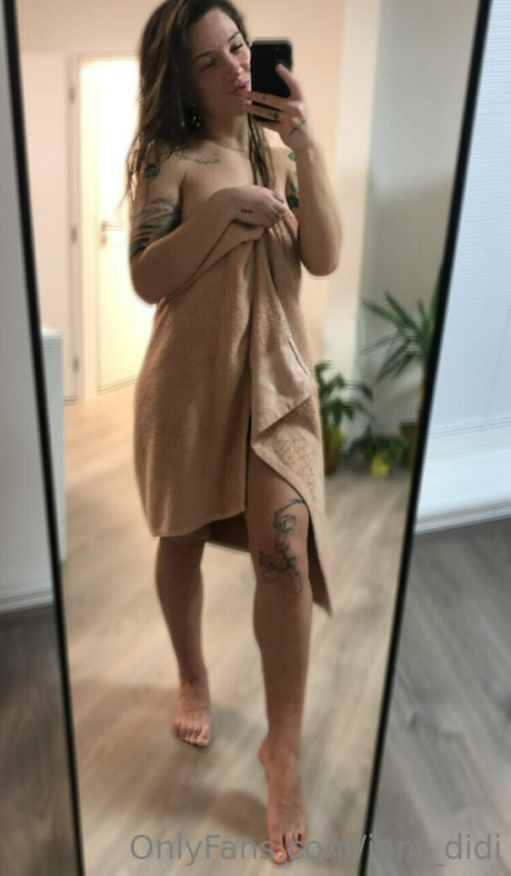 iam didi modèle artistique galerie