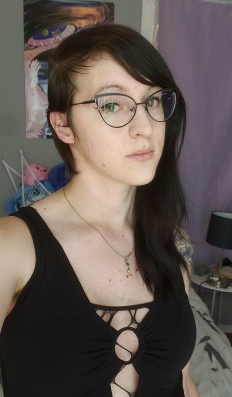 gothravemom xxx étoile image