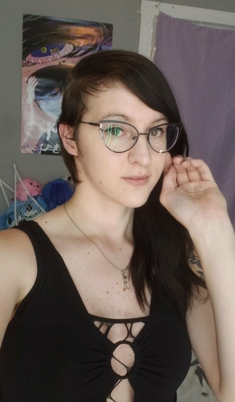 gothravemom modèle xxx image