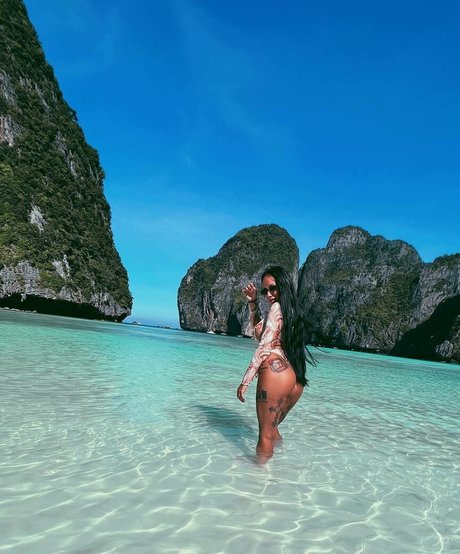 Miss Marie Sergeeva star du porno adulte archive