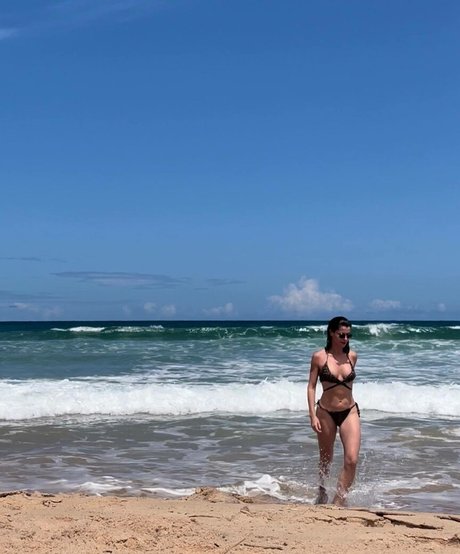 Alinne Moraes star du porno exclusive images