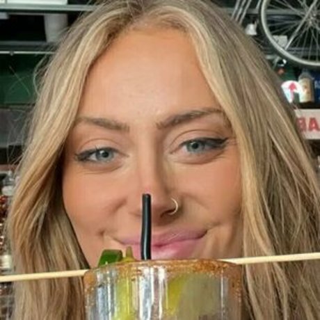 kaye2828 star du porno en haute qualité archive