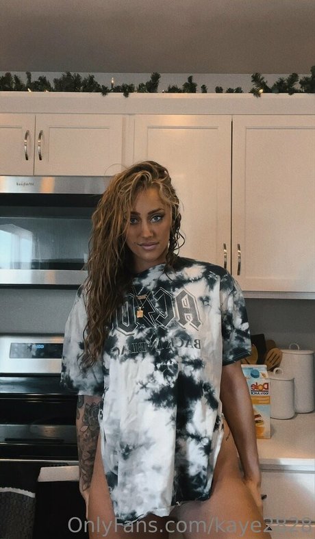 kaye2828 modèle joli galerie