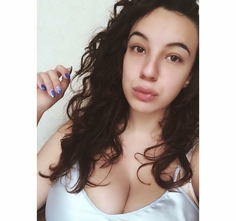 chatte nue onlyfans gratuit de haute qualité collection