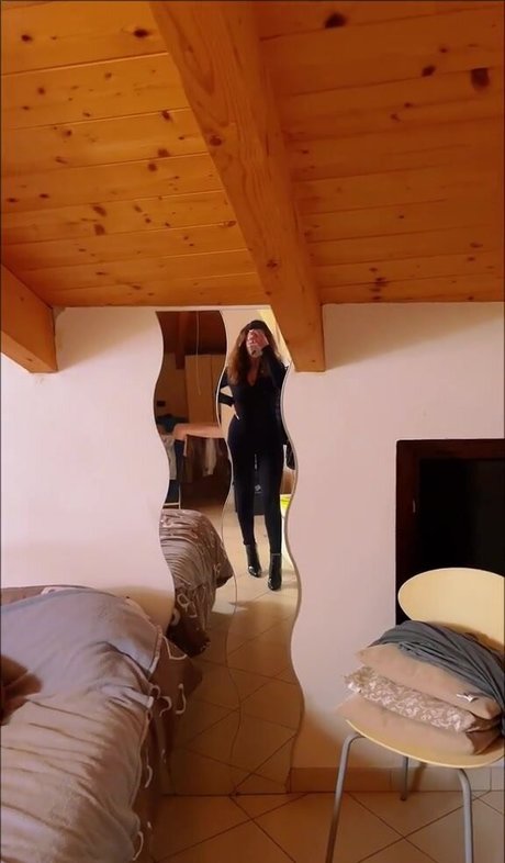 Gianclaudia Di Giacomo actrice de nus photo