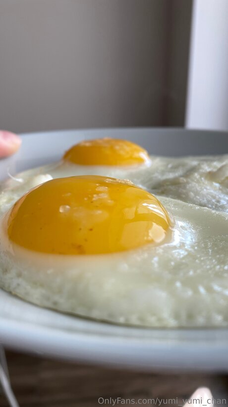 Yumi Yumi Chan star du porno gratuit galeries