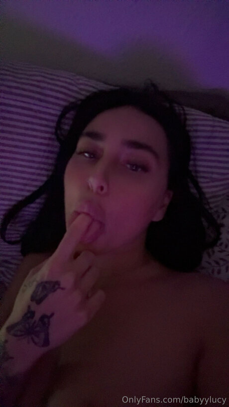 Babyylucy star du porno xxx photo