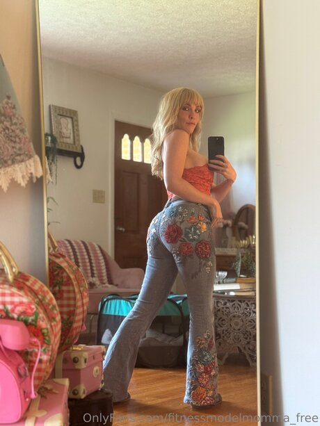 Fitnessmodelmomma Free actrice de grande qualité image