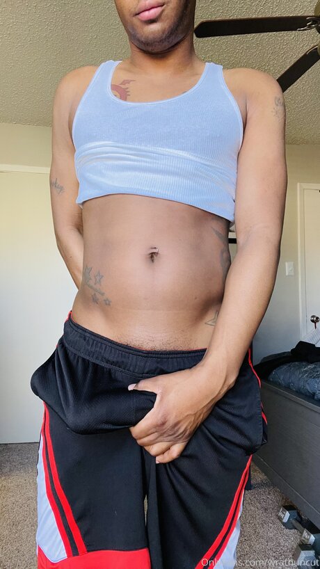 Wrathuncut modèle de sexe des photos