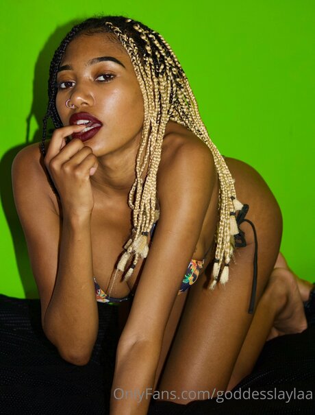 Goddessmuminah modèle gratuit image