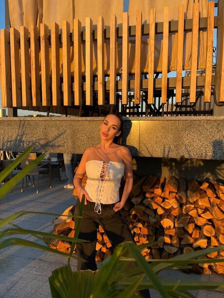 Ekaterinadaviss étoile nue img