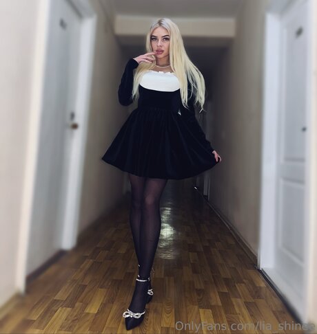 Shine Lia modèle parfait image