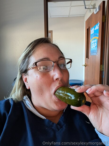 Sexylexymorgan87 modèle adulte images